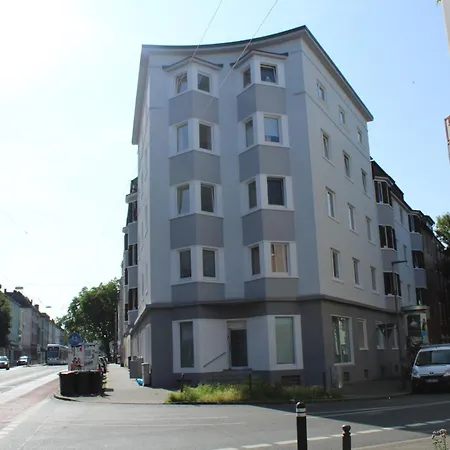 Ruhrapartments - Fuer 5 - Naehe A40 - Fastwifi - Perfekt Fuer Familien Und Geschaeftsreisen Lägenhet *