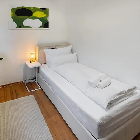 Ruhrapartments - Fuer 5 - Naehe A40 - Fastwifi - Perfekt Fuer Familien Und Geschaeftsreisen Apartment Bochum