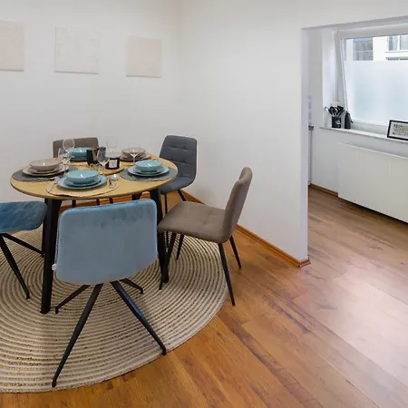 Lägenhet Ruhrapartments - Fuer 5 - Naehe A40 - Fastwifi - Perfekt Fuer Familien Und Geschaeftsreisen *