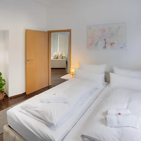 Ruhrapartments - Fuer 5 - Naehe A40 - Fastwifi - Perfekt Fuer Familien Und Geschaeftsreisen